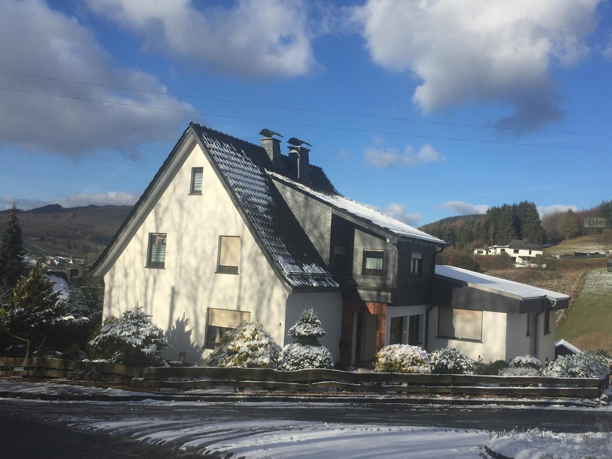 Ferienhaus, 83Qm, 2 Schlafzimmer Sundern Bagian luar foto